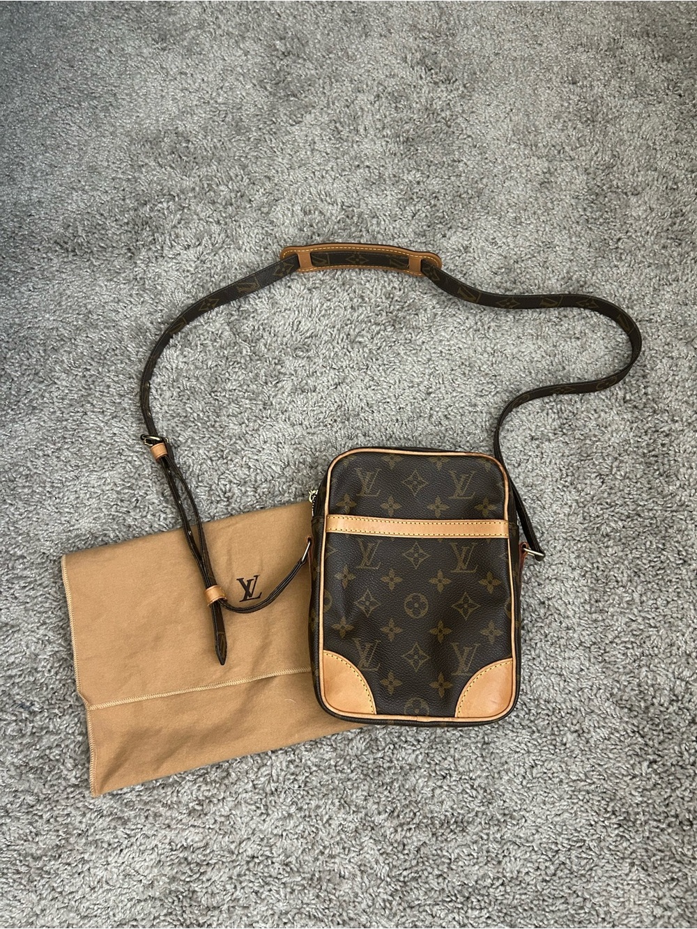Louis Vuitton Monogram Canvas Belt/Crossbody Bag in Brown and Tan